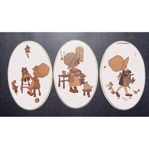 Vintage Holly Hobbie Set of 3 Oval Wood  Plaques , size 5.75” H x 2.75” W